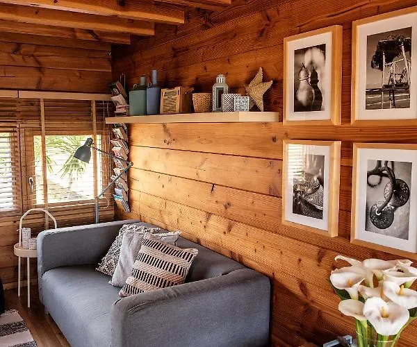 B1 Em Fao - By Ana Ferro 펜션 오피르